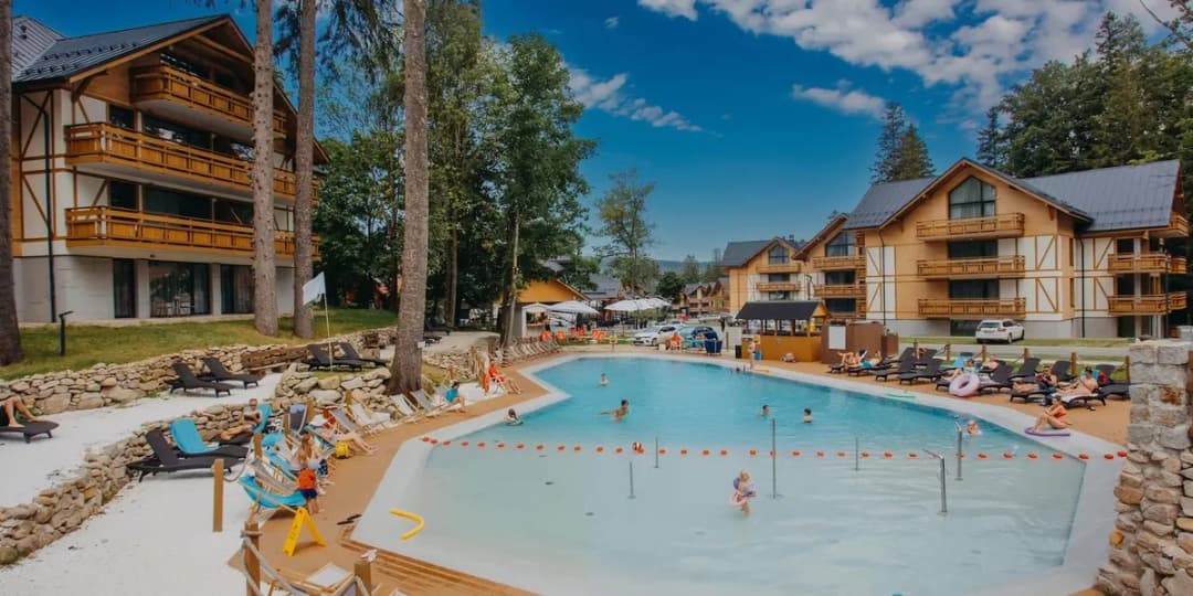 Najlepsze hotele z aquaparkiem w Dolnym Śląsku dla rodzinnych wczasów