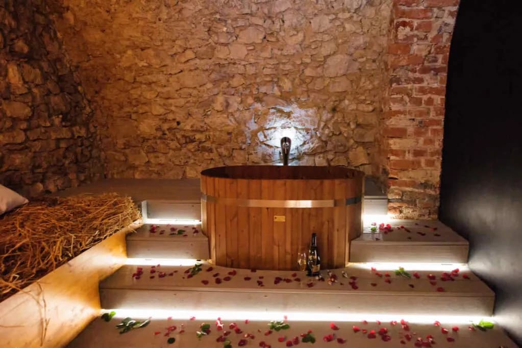 Najlepsze miejsca na randkę w Krakowie: pomysły na romantyczne chwile