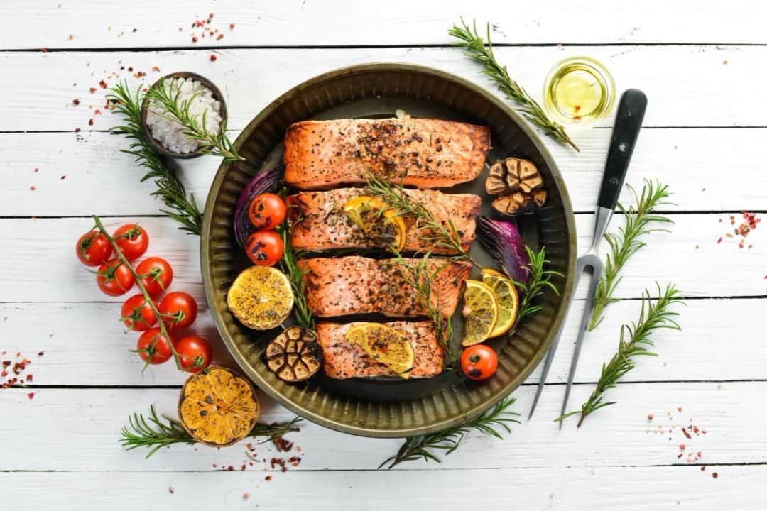 Najlepsze miejsca na posiłek w Ustce: smaki kurortu nad Bałtykiem