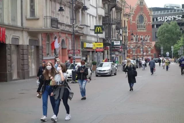 Ile ludzi mieszka na Śląsku? Zaskakujące dane demograficzne regionu